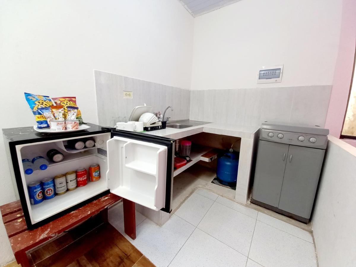 Apartamentos Cerca Al Aeropuerto Leticia Exterior photo
