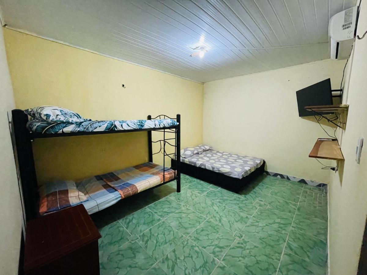 Apartamentos Cerca Al Aeropuerto Leticia Exterior photo